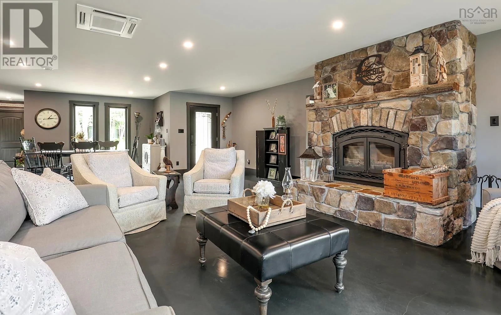Living room seating — 319 Edson Foote Road Polished Photos