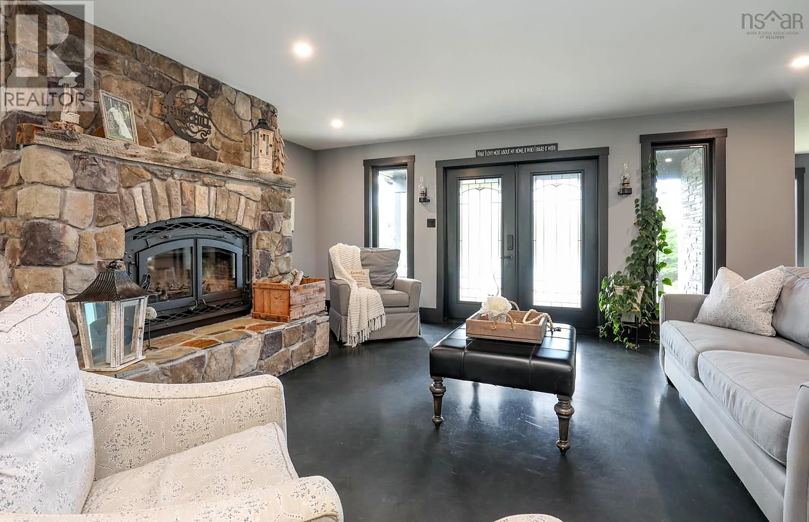 Stone fireplace — 319 Edson Foote Road Polished Photos