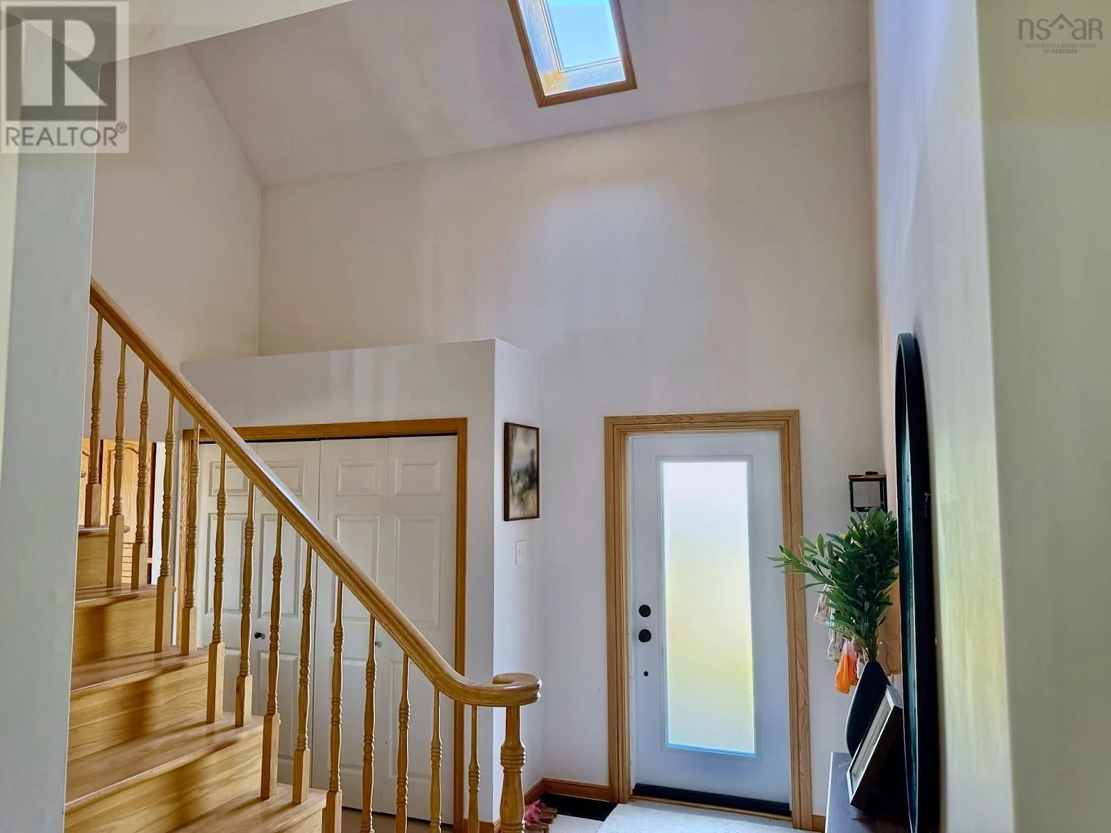 Property photograph 12 — 231 Overton Road Polished Photos