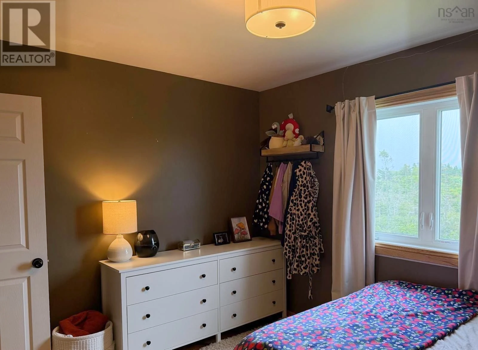 Property photograph 30 — 231 Overton Road Polished Photos