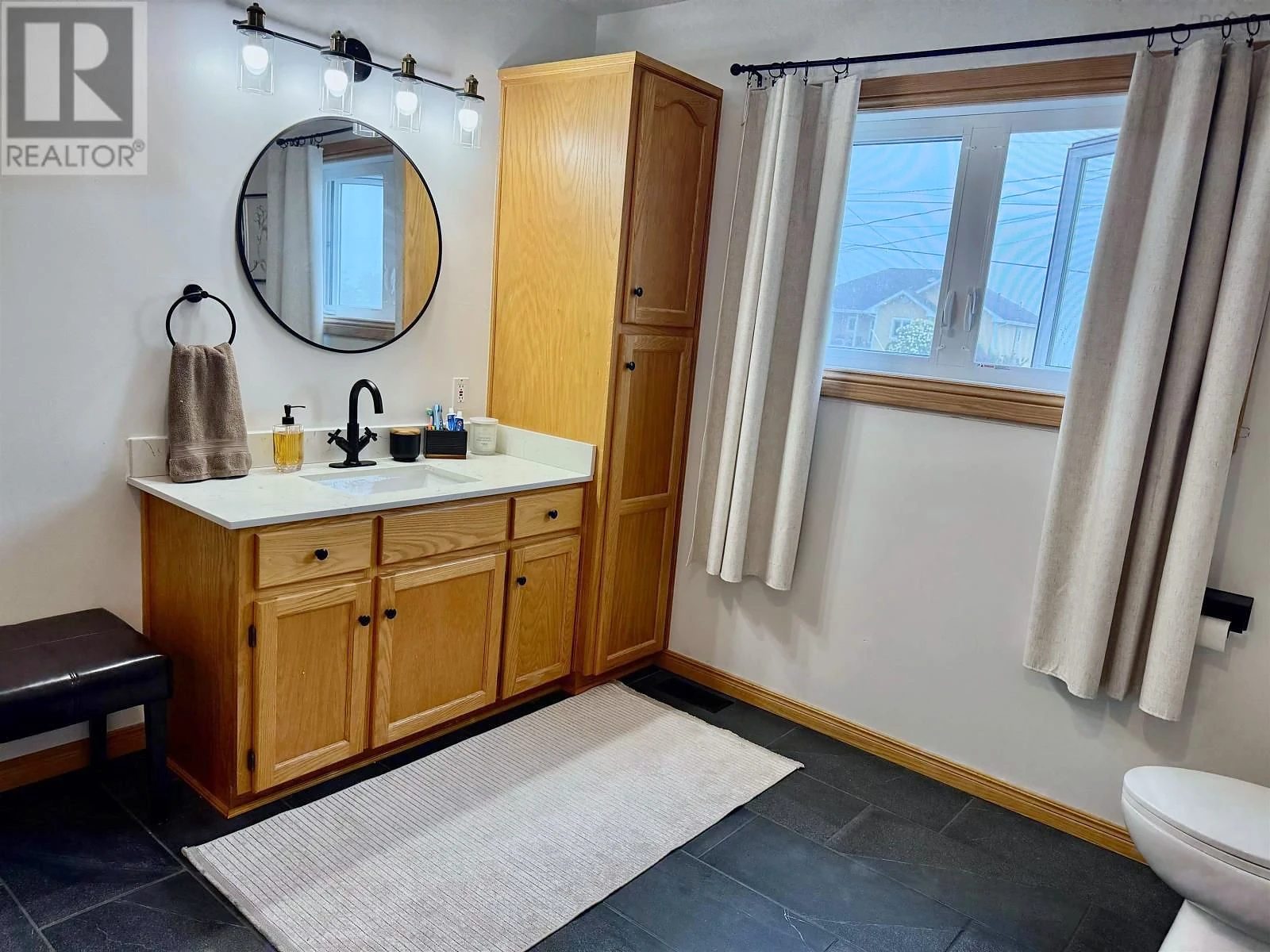 Property photograph 33 — 231 Overton Road Polished Photos