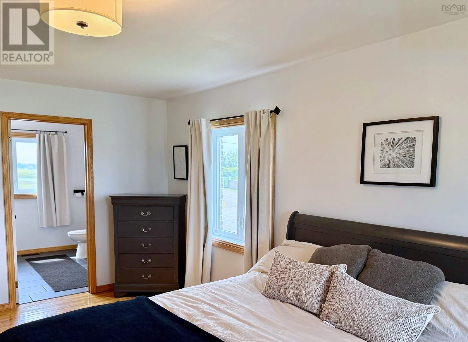 Property photograph 36 — 231 Overton Road Polished Photos