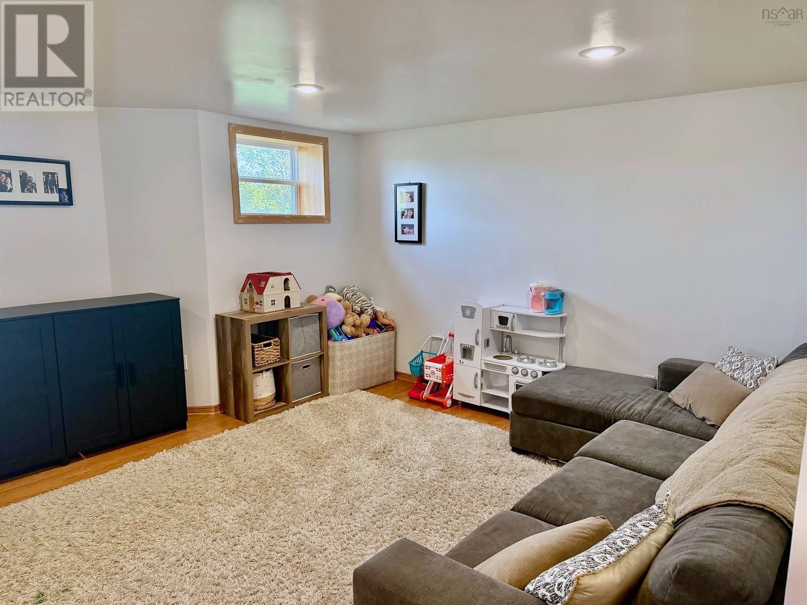 Property photograph 40 — 231 Overton Road Polished Photos
